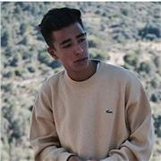 Soy Mario frutos,tengo 22 años.Me defino como una persona trabajadora y con capacidad de transmitir motivación y buenas sensaciones